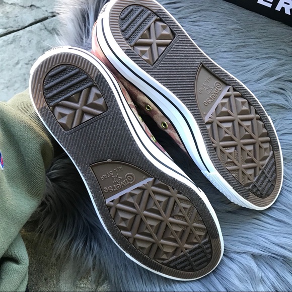 NWB ✨ CONVERSE ROSEGOLD SHIMMER CAMO CHUCKS - Picture 7 of 7